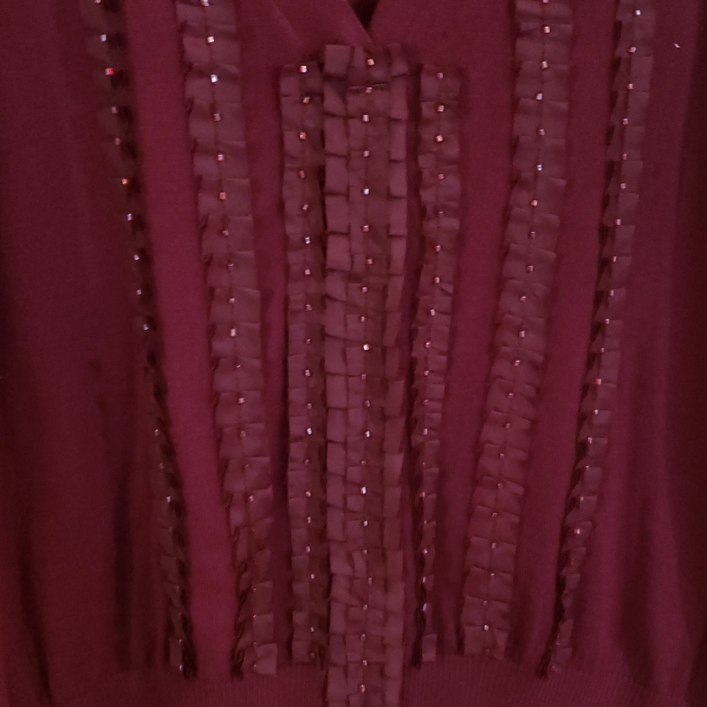 Sweater - Picture 2 of 3